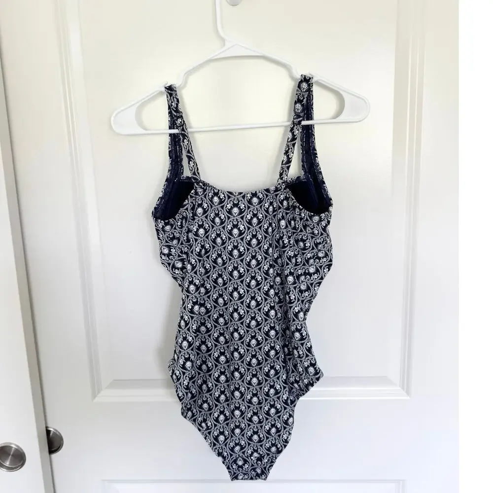 NIPTUCK Swim Joanne Damask One Piece Swimsuit 10